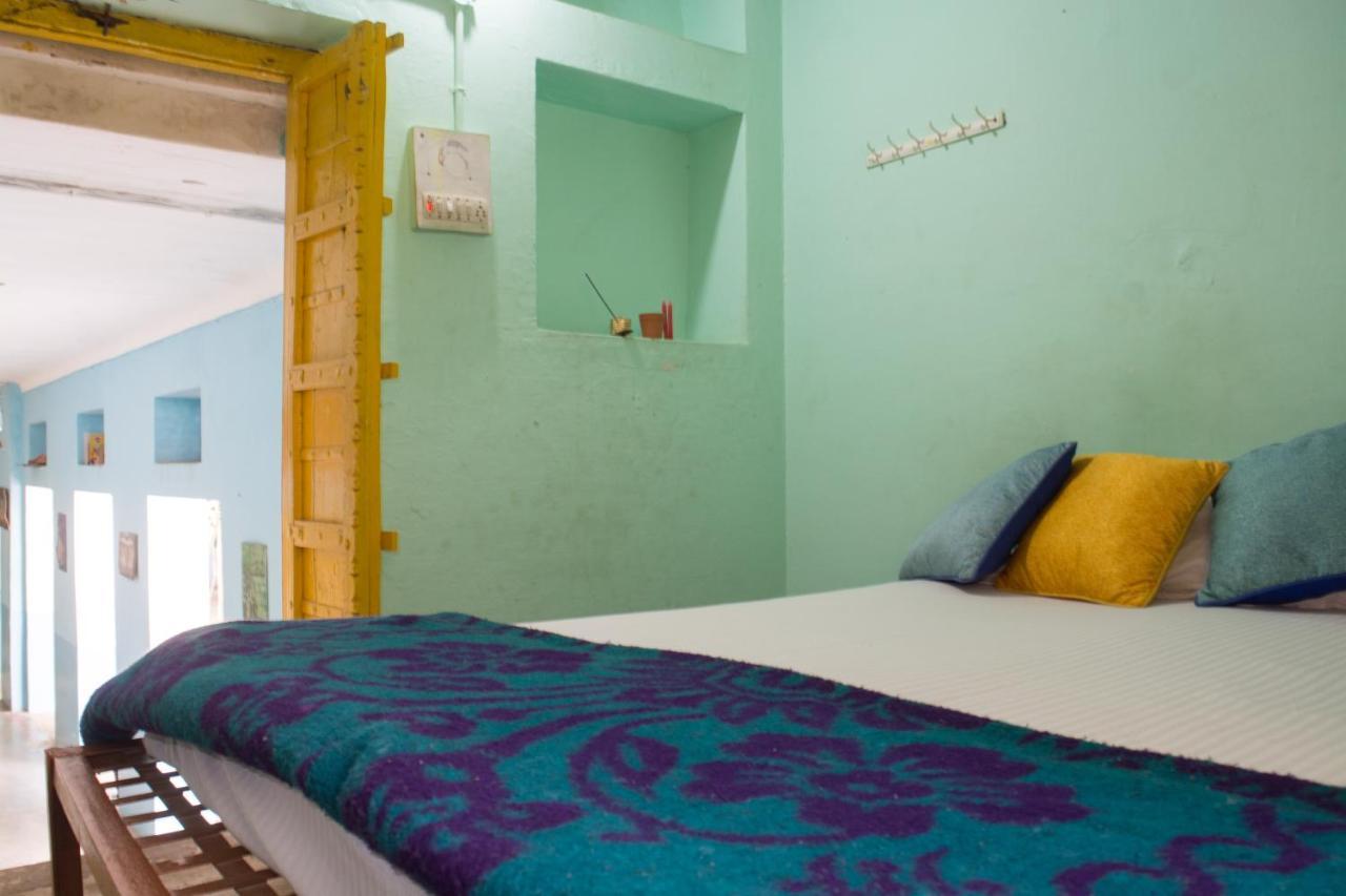 12 Monks Backpackers Community Hostel Pushkar Exterior photo
