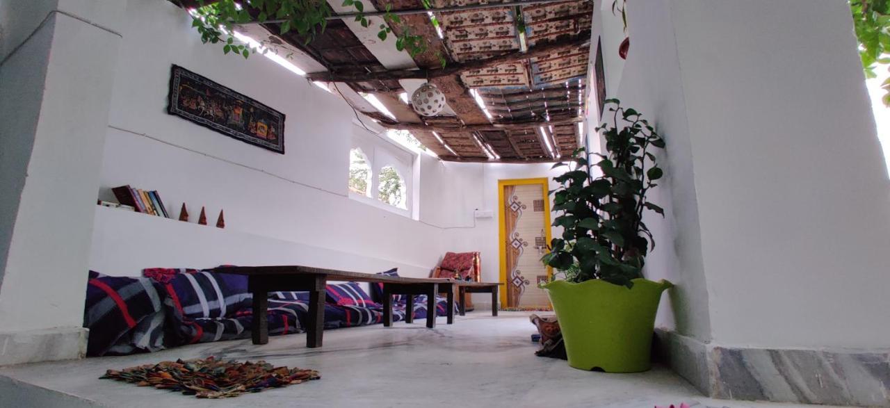 12 Monks Backpackers Community Hostel Pushkar Exterior photo